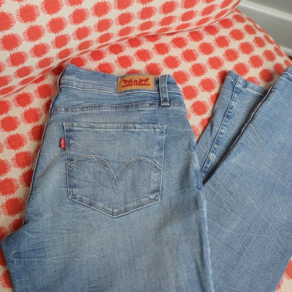 LEVIS  STRAUSS 524 SKINNY Size 9  Faded 29 Waist 32 Length women Jeans  Stretch - Picture 13 of 16